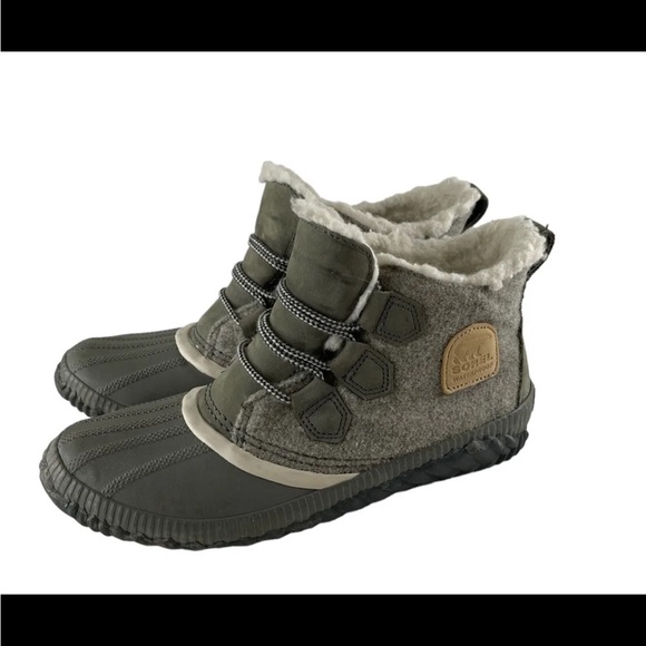 Sorel Shoes - Sorel Women’s 8.5 Out n About quarry gray boots